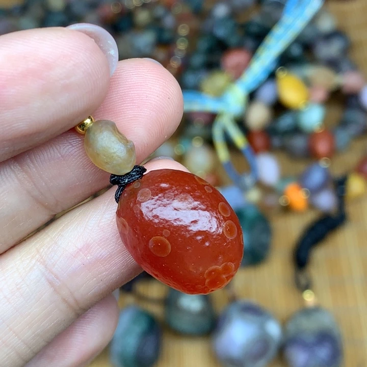 玛瑙/玉髓未镶嵌珠宝半成品杨*姐