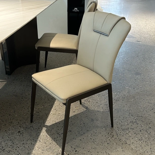 【春哥说家具】清样-家用高级轻奢意式极简椅子简约餐椅