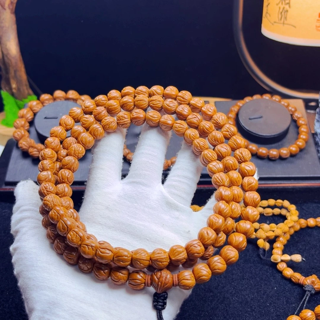 执***、桃核吊坠野生桃核