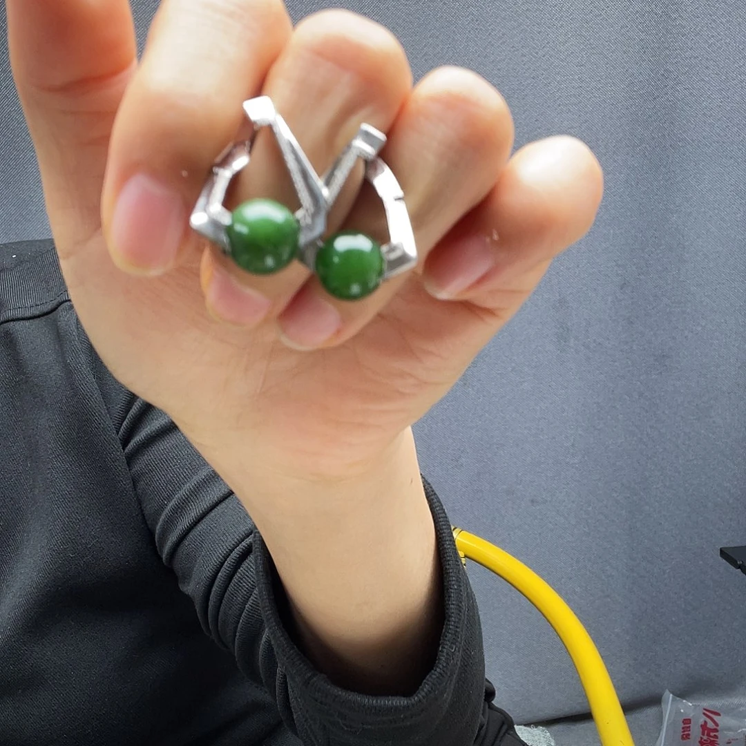 和田玉银S925镶嵌耳饰