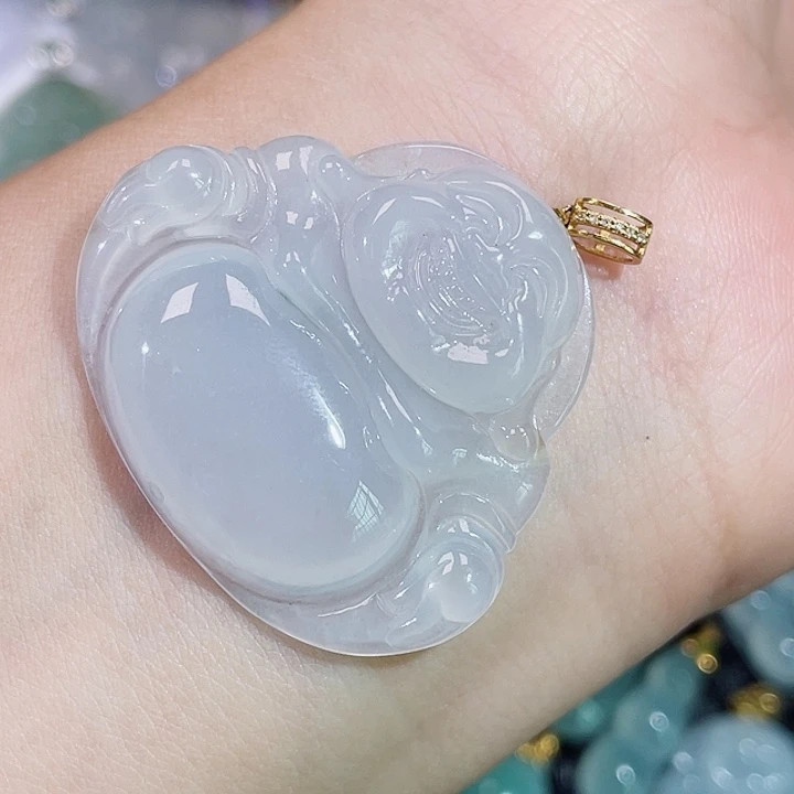 翡翠18K金镶嵌颈饰佛公