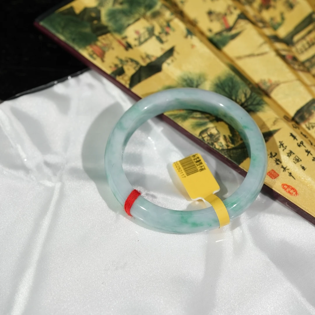 1.17香港王老板-翡翠手镯2c515