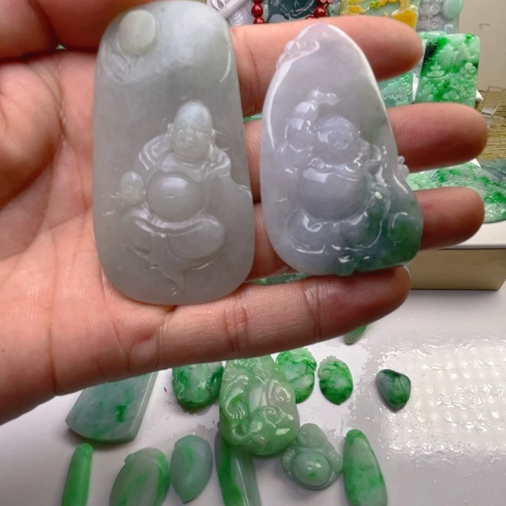 世***琼定制翡翠未镶嵌翡翠