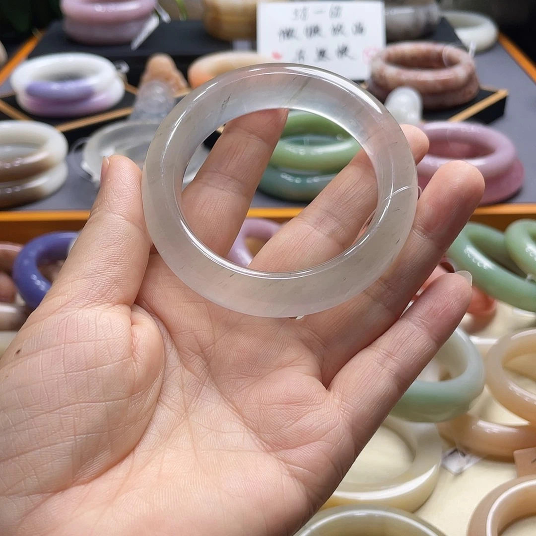 未镶嵌手镯石英岩玉冰*式