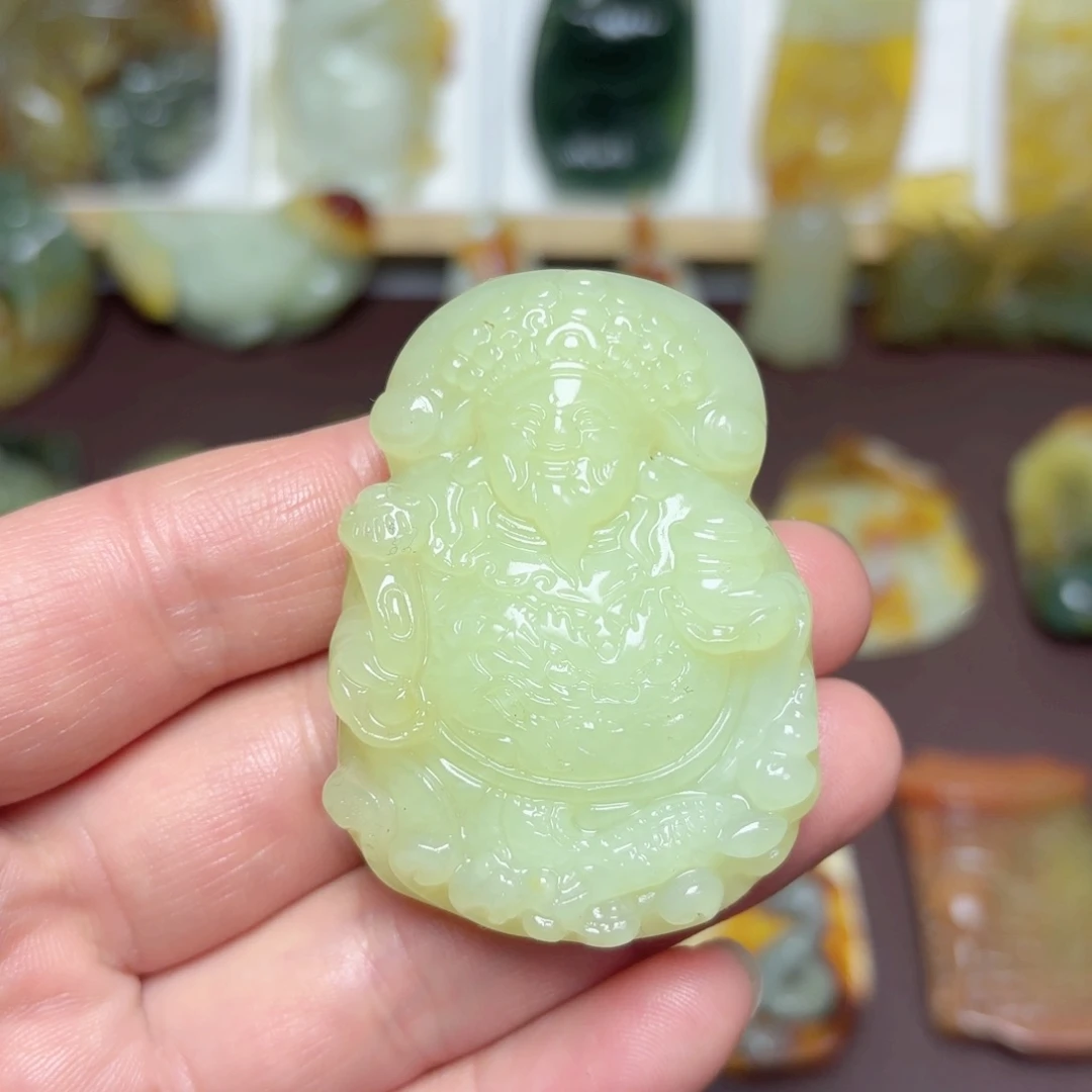 蛇纹石玉吊坠(不含链)未镶嵌