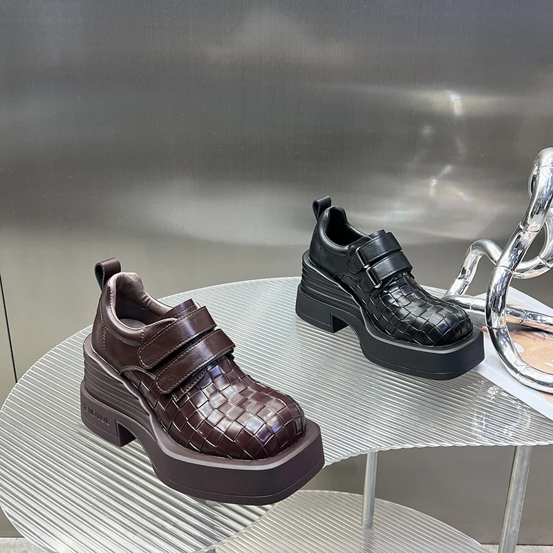 英伦风小皮鞋女2025年春季新款显瘦小个子配裙子厚底单鞋QG802-1