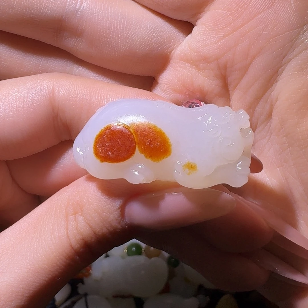 熙***贝和田玉未镶嵌挂件