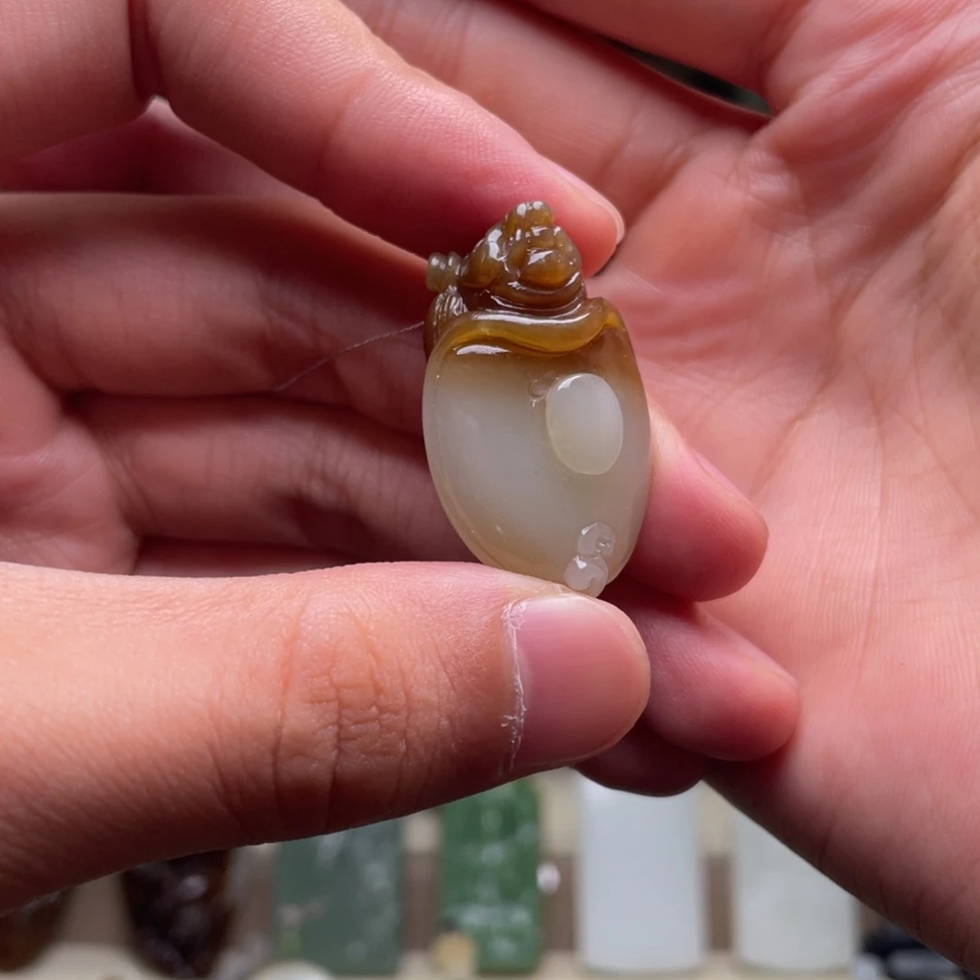 未镶嵌和田玉挂件