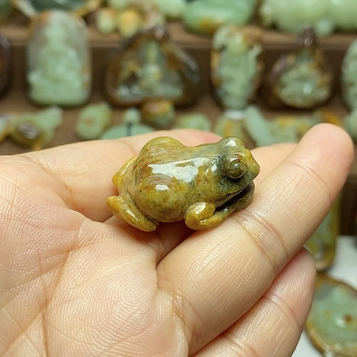 岫岩河磨玉（透闪石质玉）未镶嵌颈饰