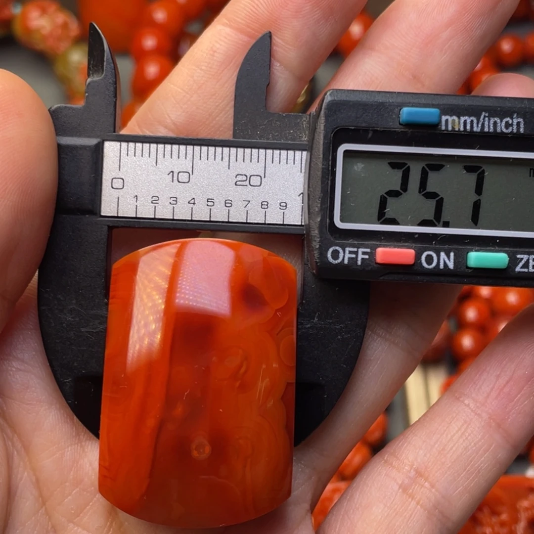 未镶嵌瓦西精品无事牌南红玛瑙