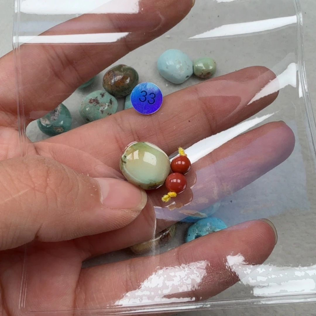 南红玛瑙未镶嵌珠宝奇石