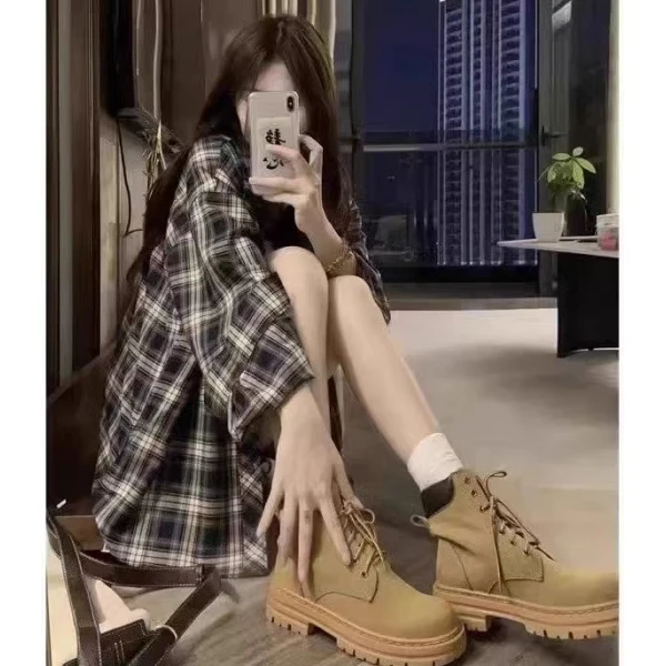 现货秋季百搭新款格子长袖女士衬衫休闲宽松韩版设计感衬衣外穿
