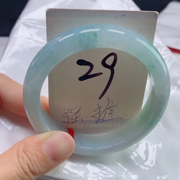 翡翠手镯未镶嵌54正