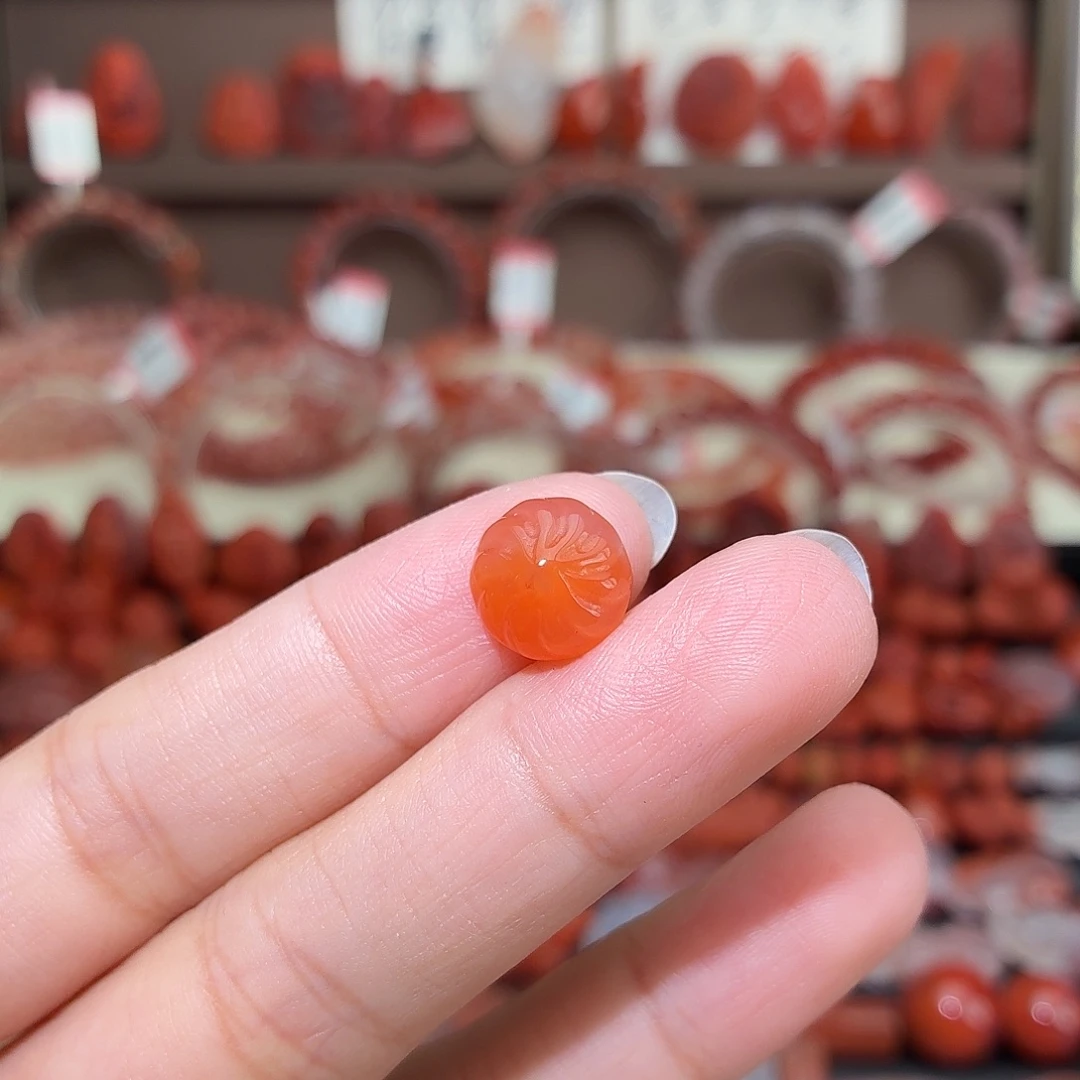 南红玛瑙未镶嵌颈饰包子11+