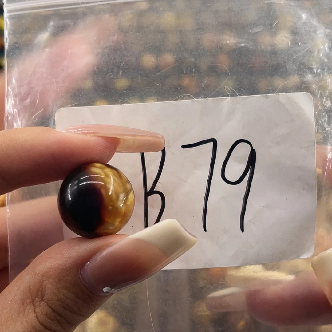 琥珀未镶嵌裸石16.2福利