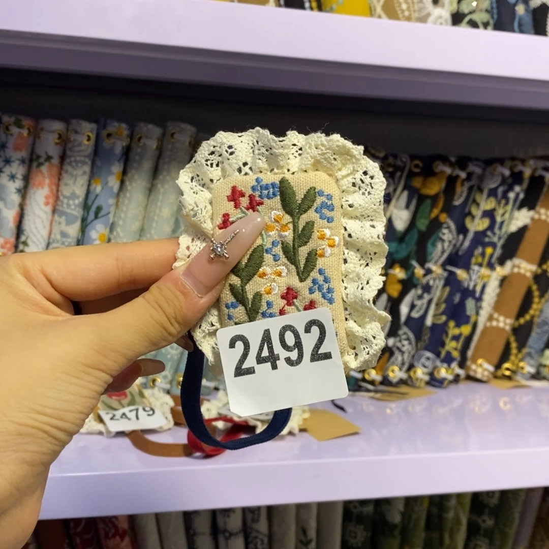 傻***诶织绣花花绑带2492