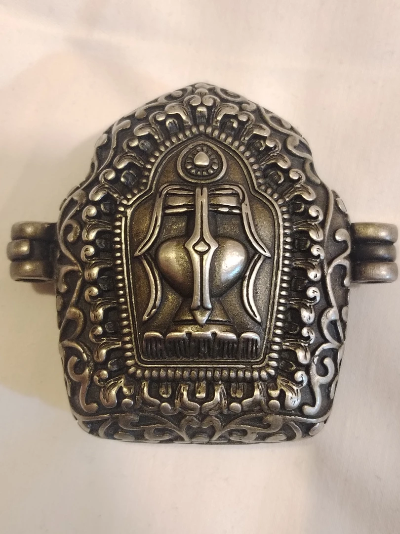 黄铜陶瓷戒指 材质铜呷乌福利88