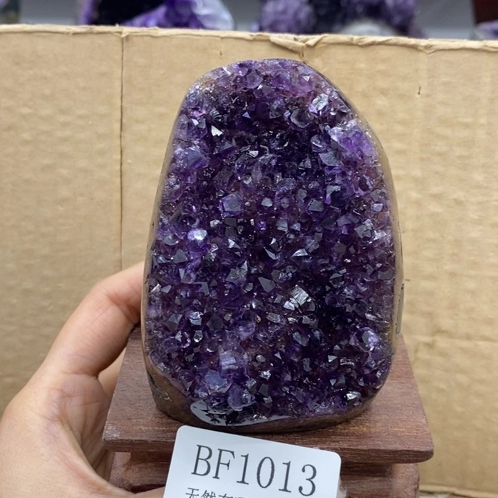 水晶大型摆件（非配饰）未镶嵌