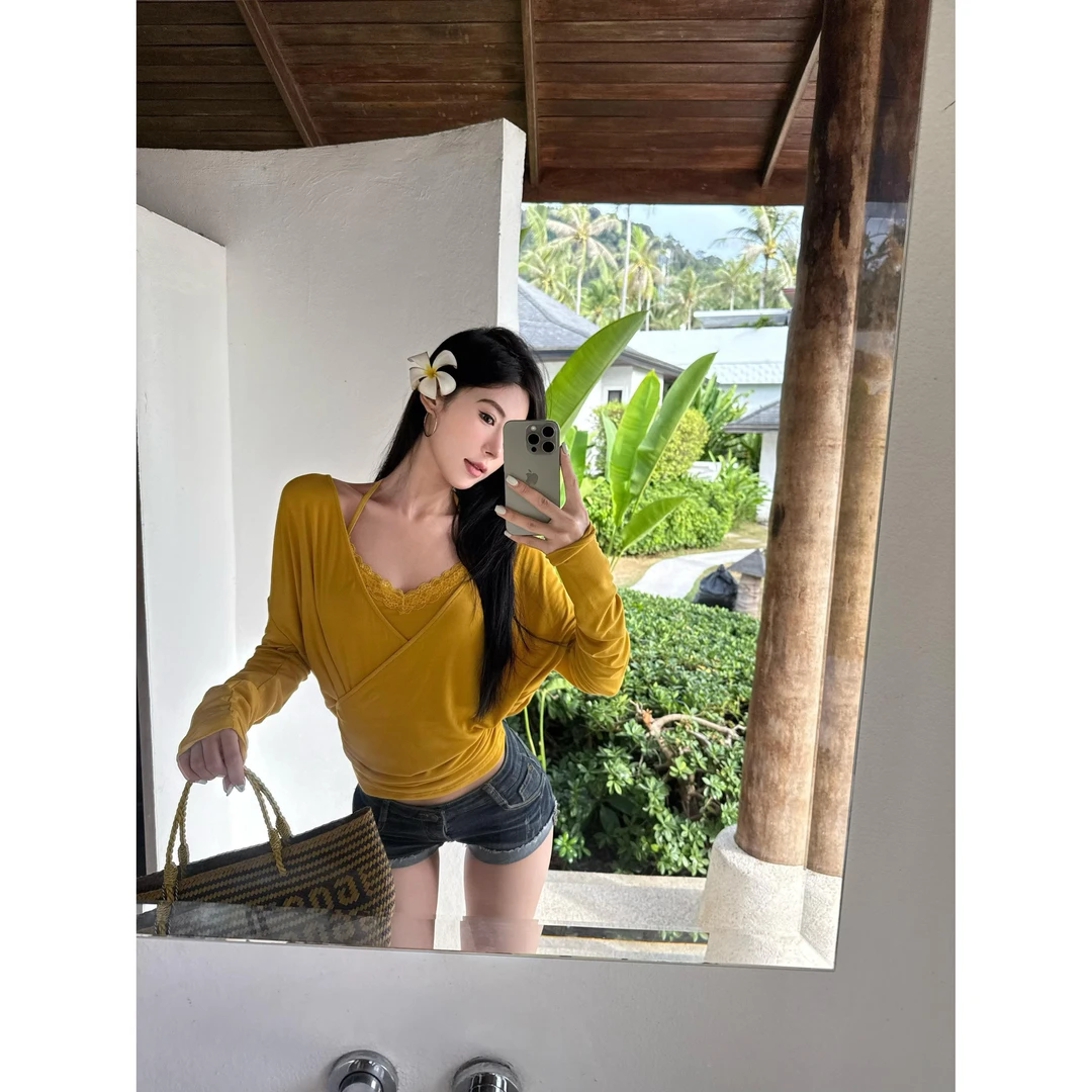 多巴胺黄色叠穿吊带套装女夏纯欲辣妹性感一字肩交叉挂脖抹胸上衣