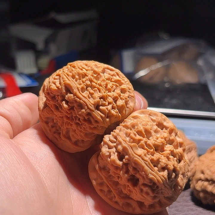 文玩核桃吊坠130南疆45全品