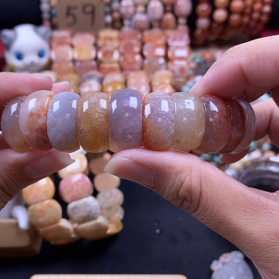 硅化珊瑚（珊瑚玉）手牌未镶嵌高冰透 3