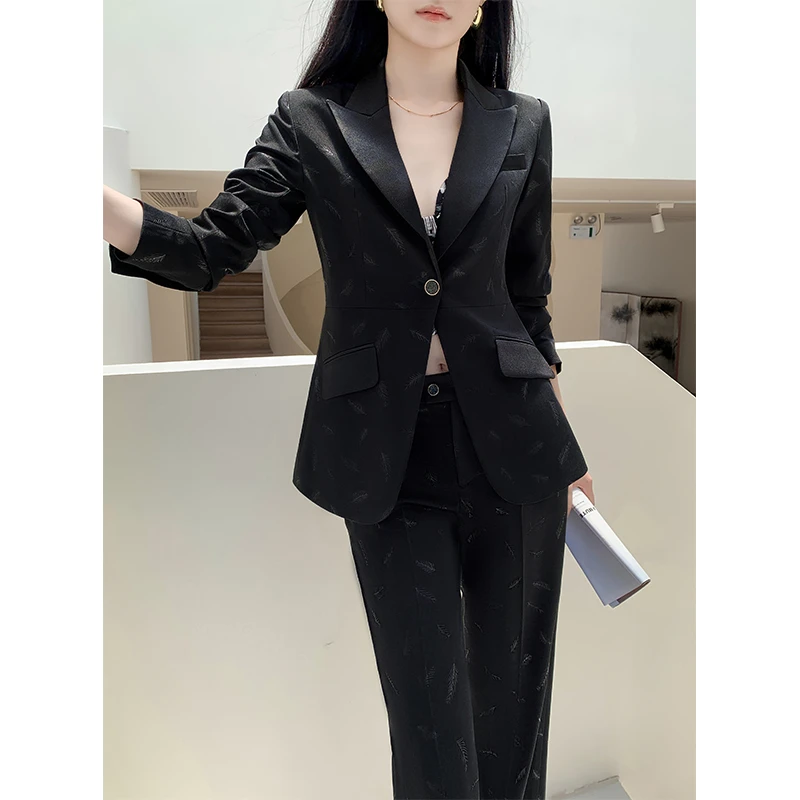 职业西装套装女轻职风春秋款网红设计感休闲修身型女神范西服长袖