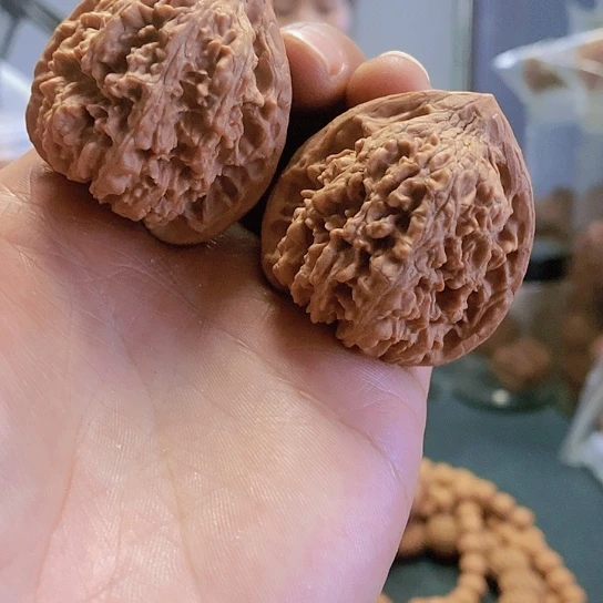 【闪购商品】把件文玩核桃39满天星
