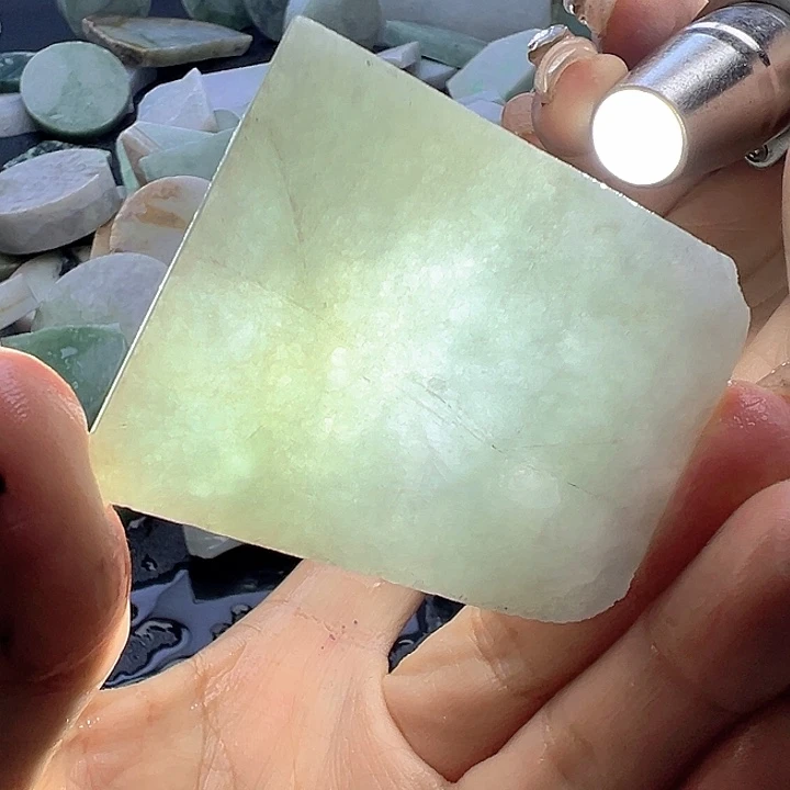 翡翠裸石翡翠冰绿26