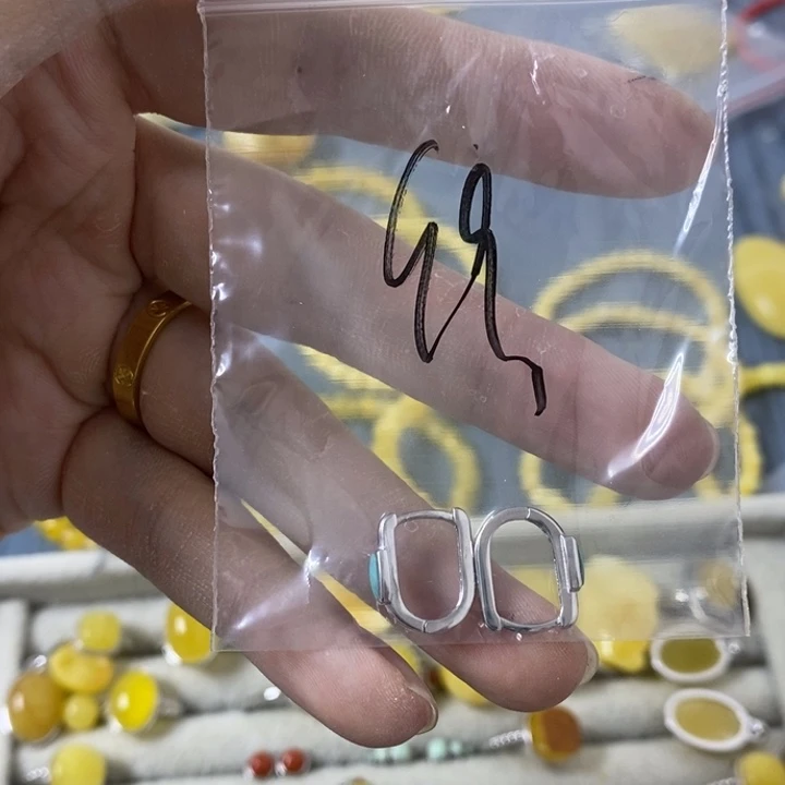 蜜蜡裸石银S925镶嵌耳扣