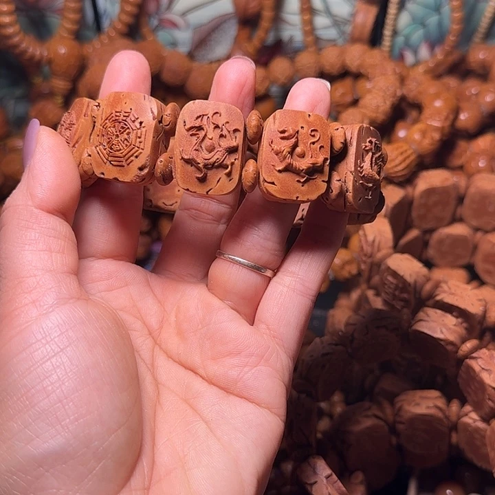 手串桃核四象八卦