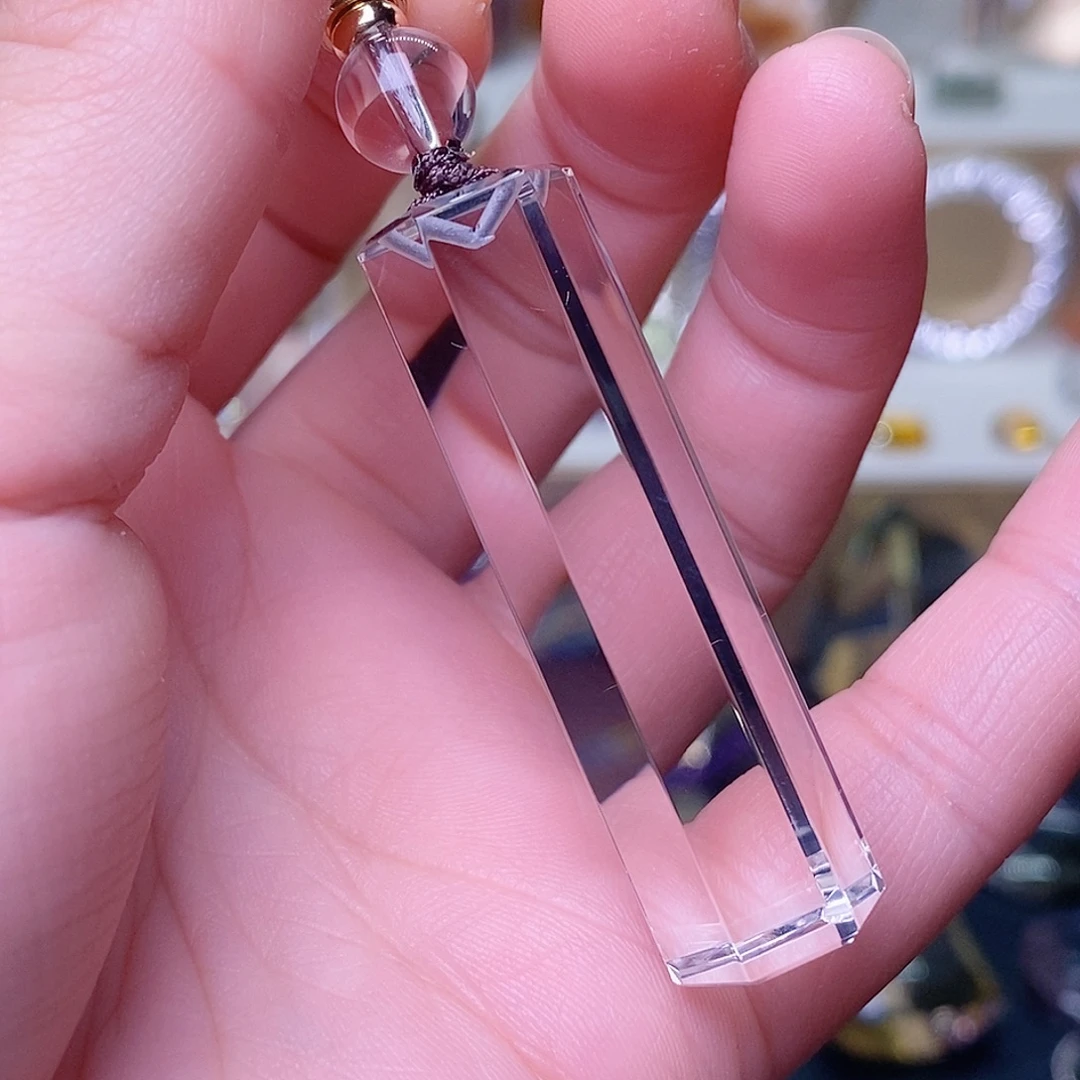 水晶吊坠(赠链)未镶嵌