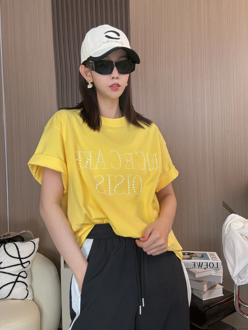 王哈哈女装-【珠光闪闪】夏季新款圆领慵懒风显瘦百搭短袖宽松T恤