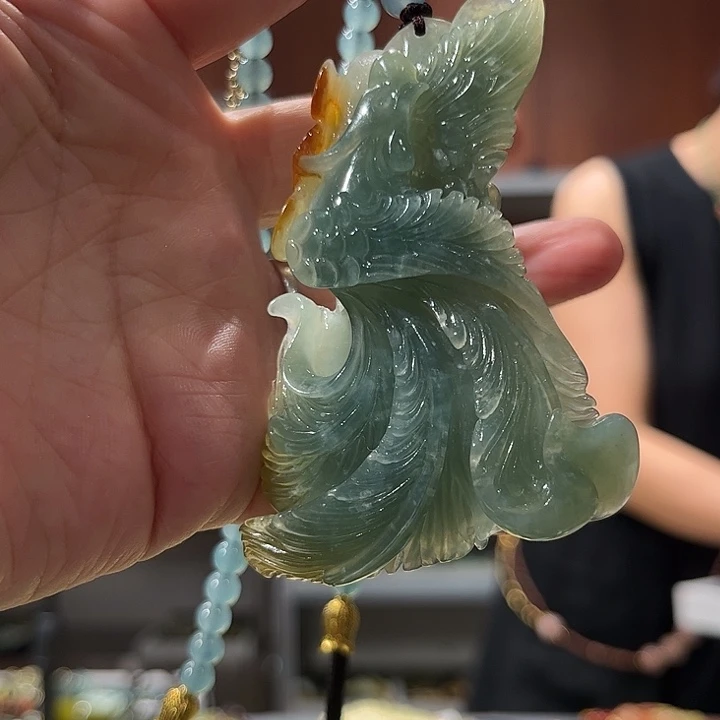 岫玉未镶嵌毛衣链