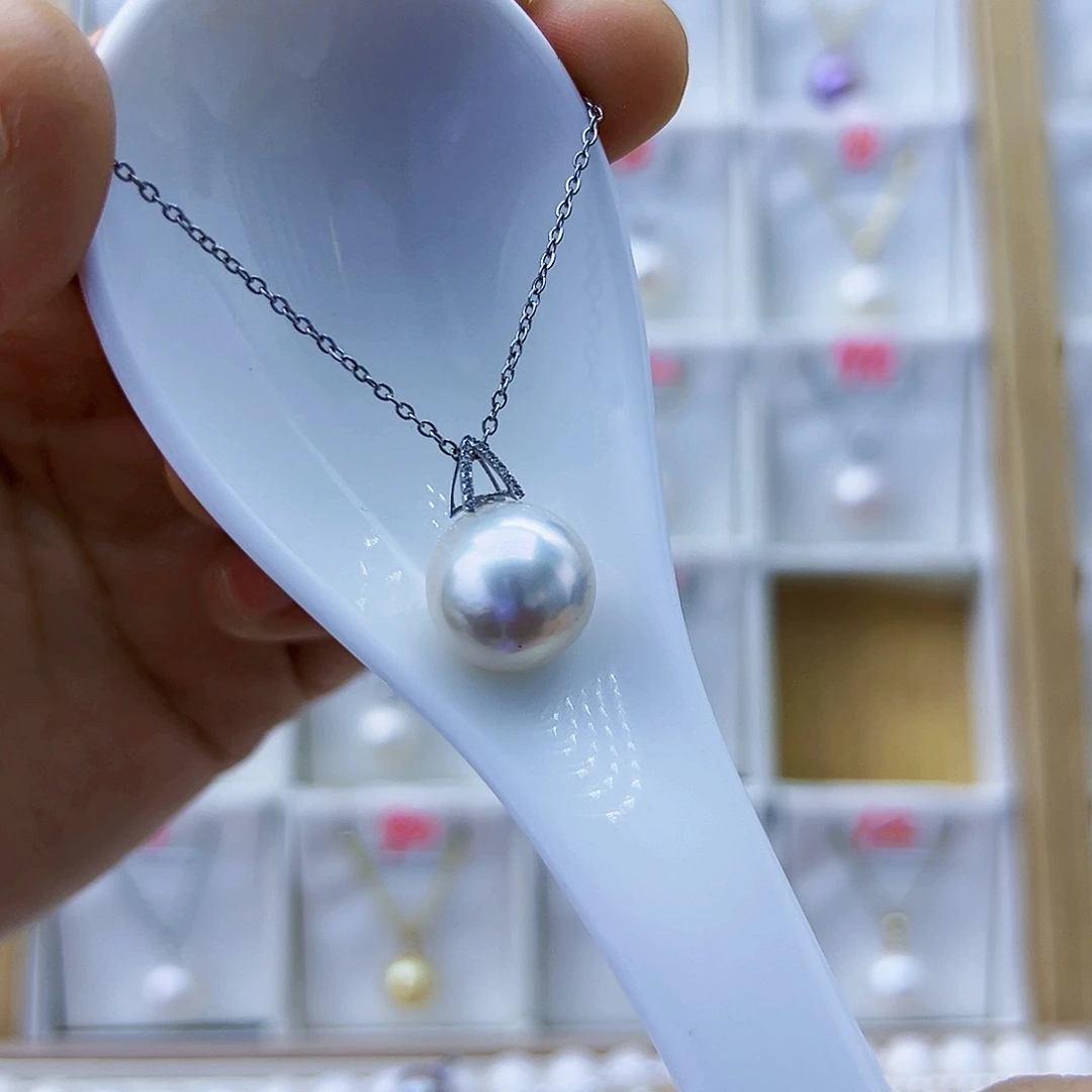 吊坠(不含链)18K金镶嵌淡水珍珠13-14mm