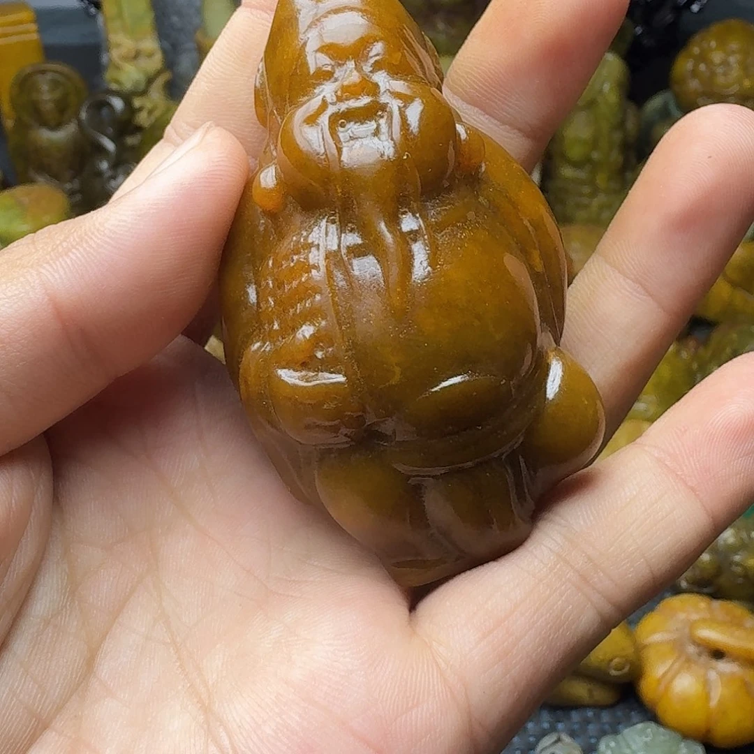 白玉菩提吊坠。。。