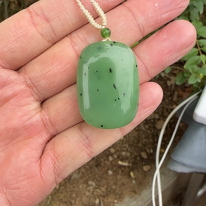 和田玉（碧玉）未镶嵌颈饰