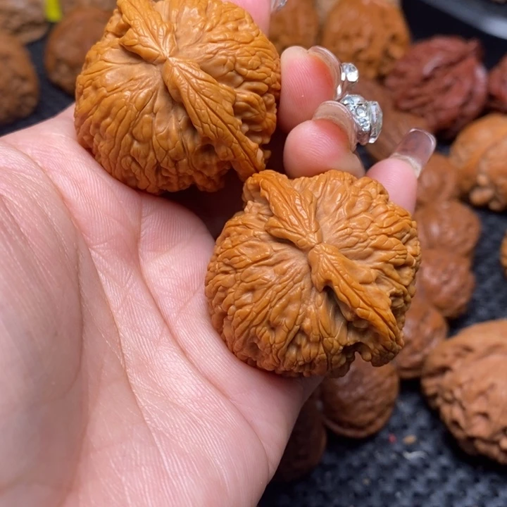 吊坠文玩核桃秦岭野生35