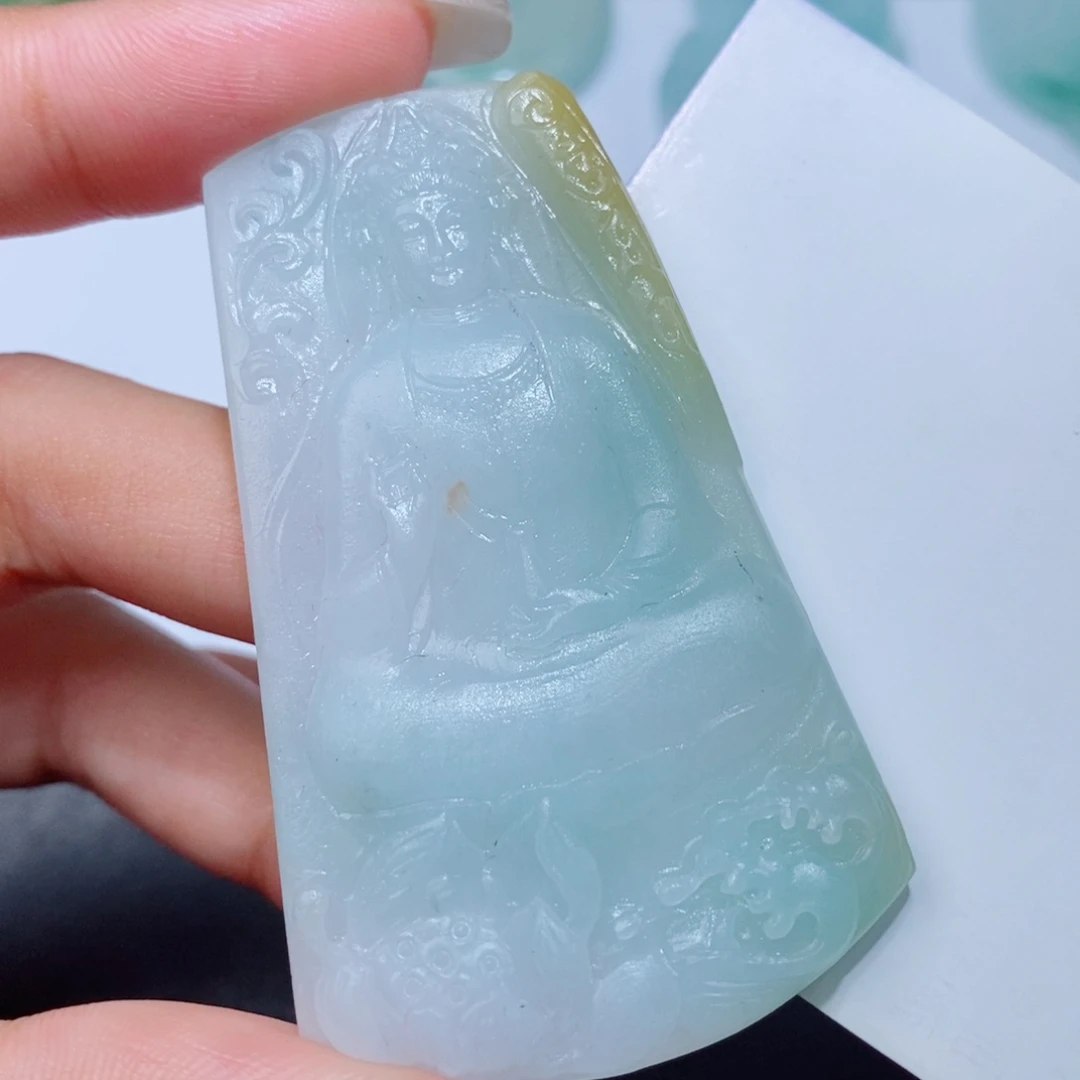 定制翡翠吊坠未镶嵌