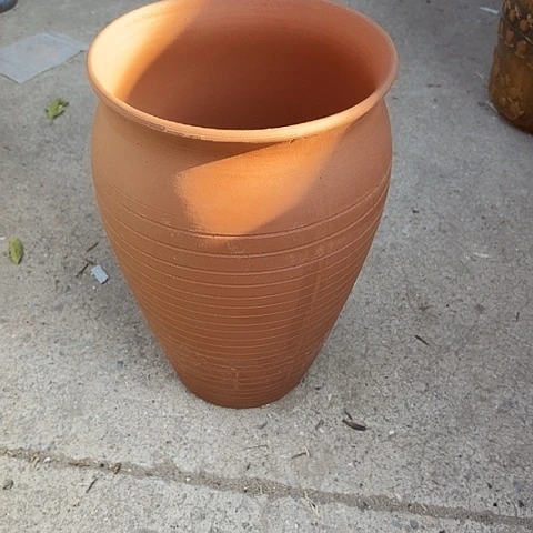 20/27瑕疵底部鼓包。