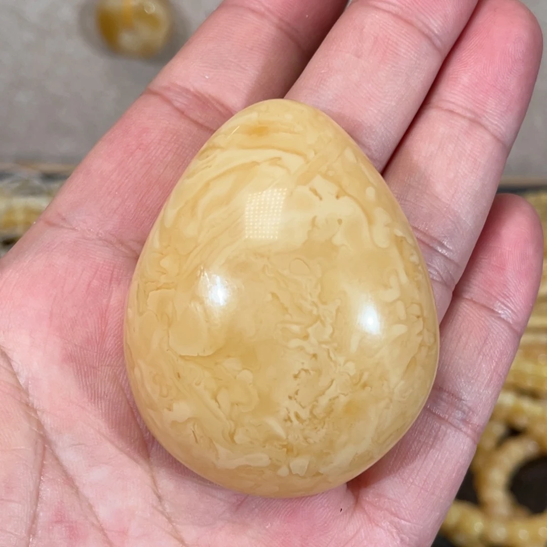 蜜蜡裸石未镶嵌蜜蜡吊坠27.8g