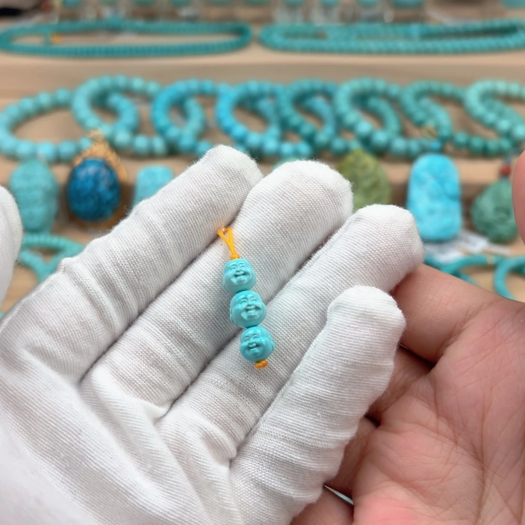 绿松石未镶嵌珠宝奇石