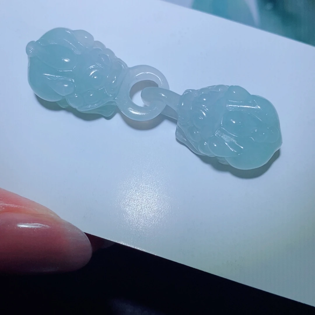 定制翡翠未镶嵌吊坠