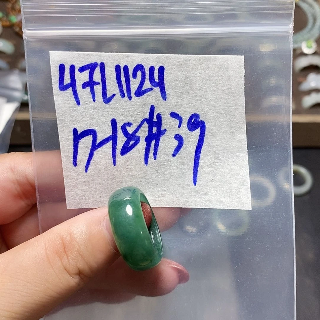 未镶嵌定制翡翠翡翠
