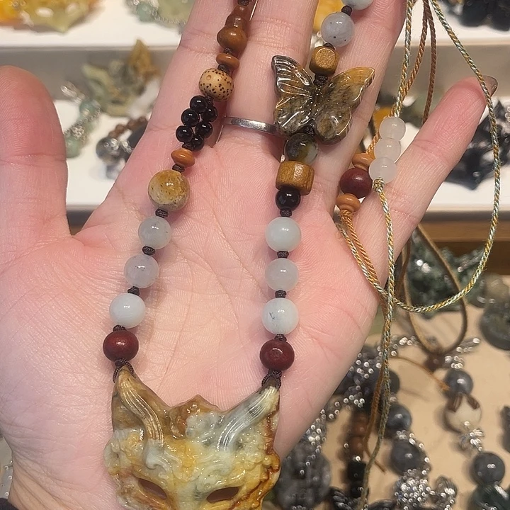 蛇纹石玉合金颈饰