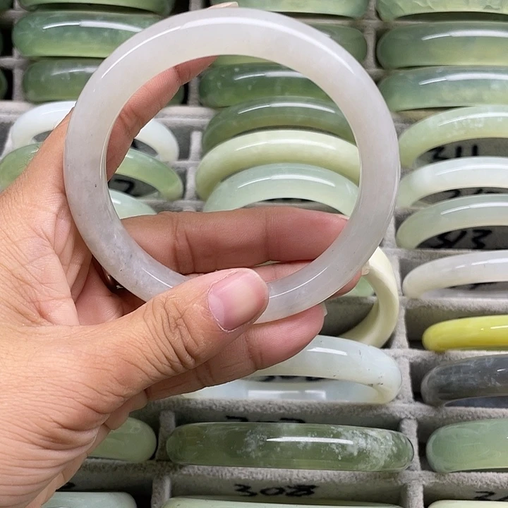 蛇纹石玉未镶嵌手镯283