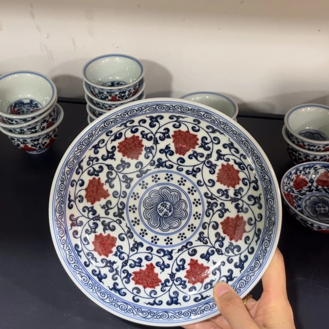 永乐青花釉里红缠枝莲壶承