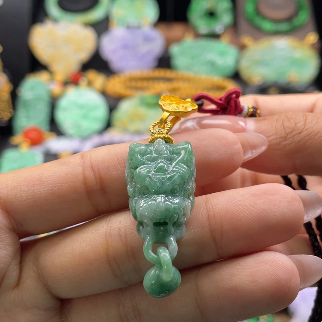 翡翠未镶嵌颈饰代编织