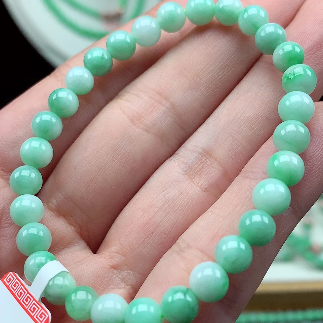 翡翠未镶嵌手链翡翠