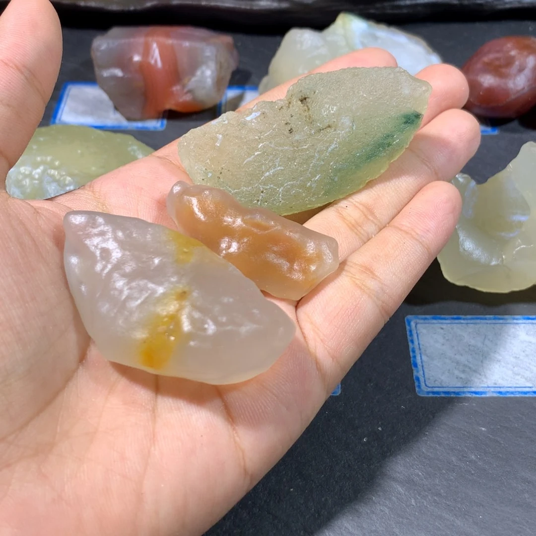 玛瑙/玉髓原石未镶嵌