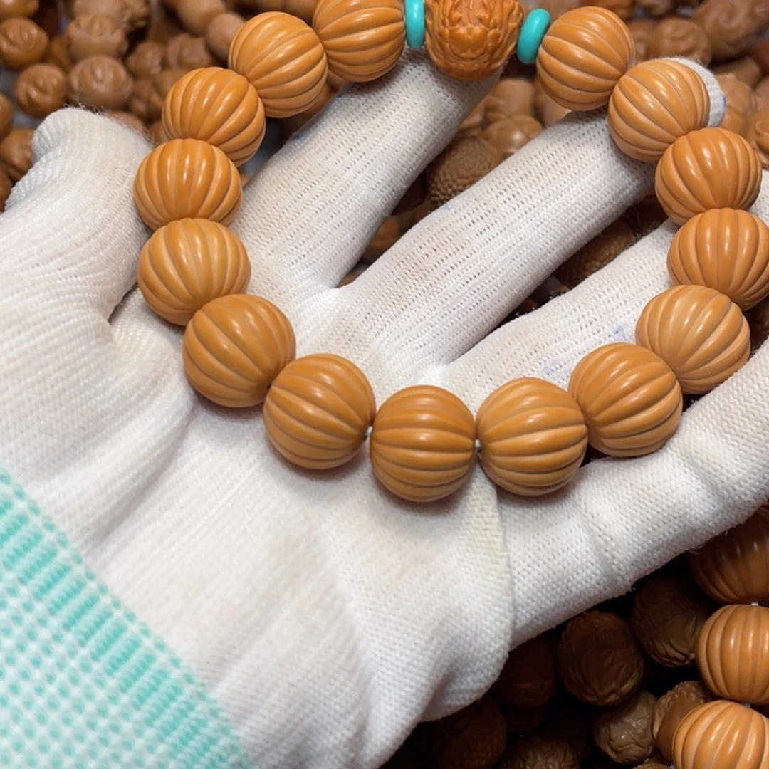 猴头核桃手串天**和瓜珠泛油